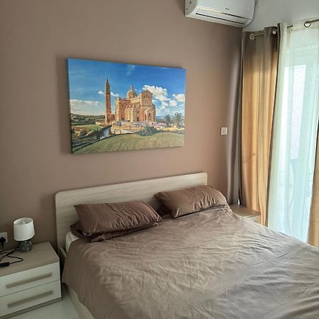 Sunrise Court Apartment Marsaskala Bagian luar foto