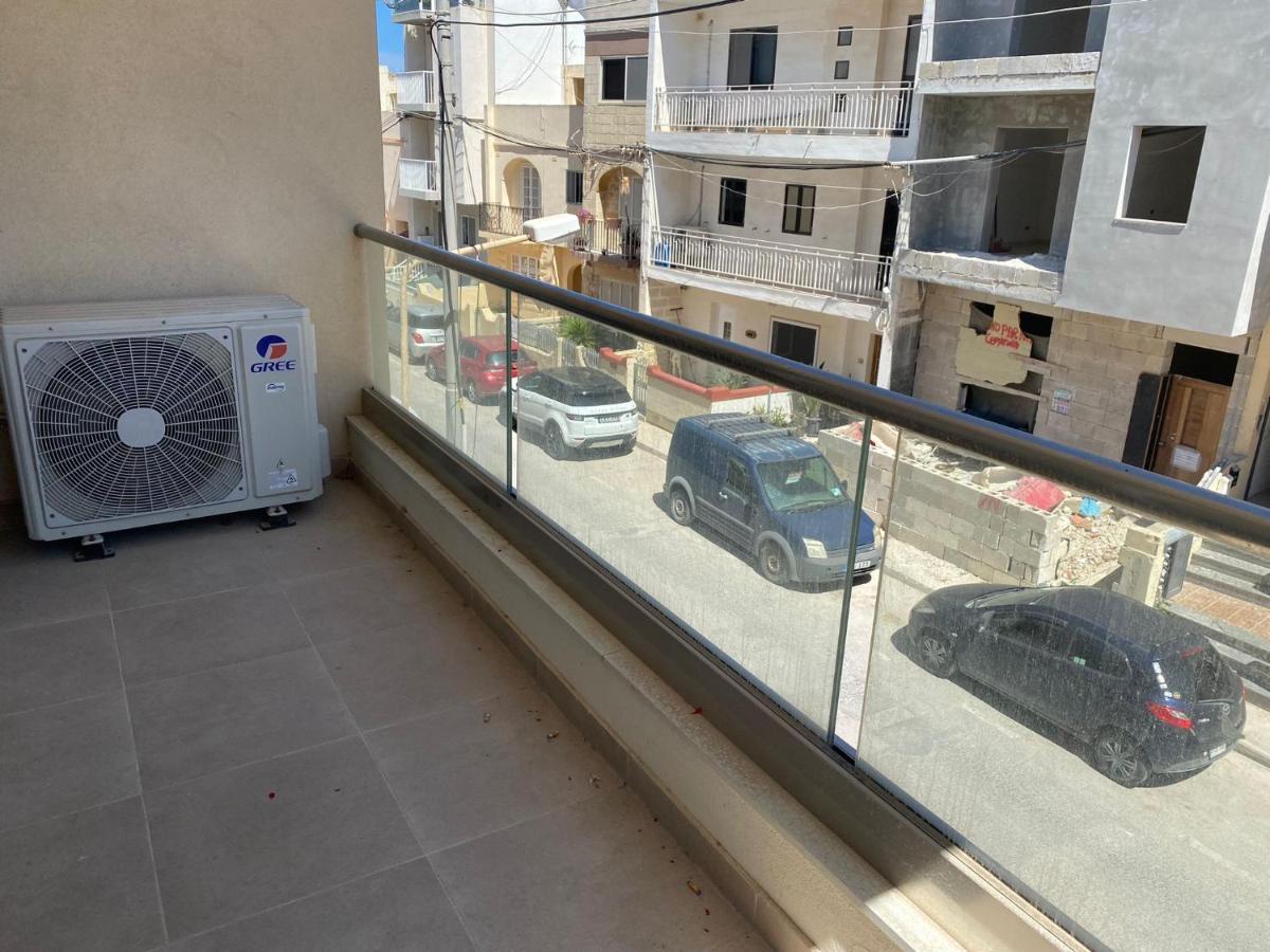 Sunrise Court Apartment Marsaskala Bagian luar foto