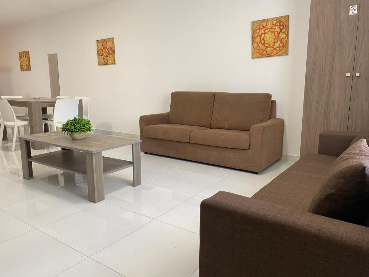 Sunrise Court Apartment Marsaskala Bagian luar foto