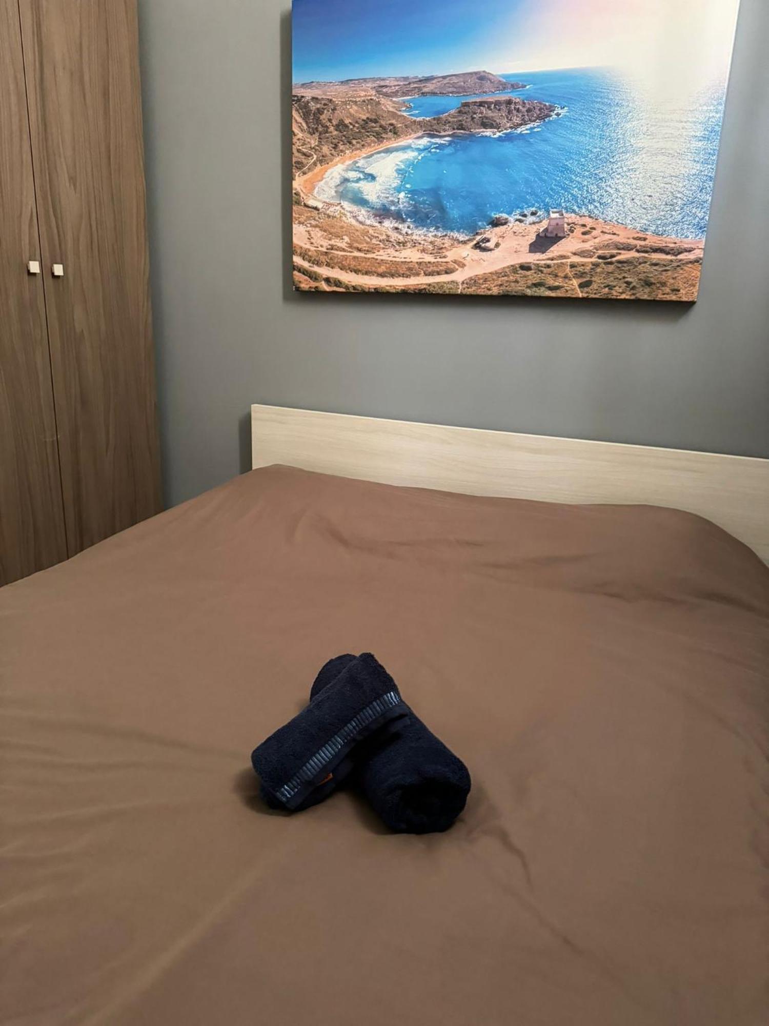 Sunrise Court Apartment Marsaskala Bagian luar foto